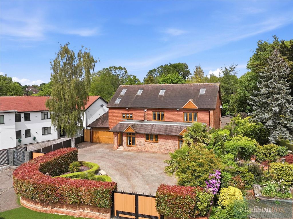 Additional image 49 of 5 bed detached house for saleWest View, Loughton, Essex IG10