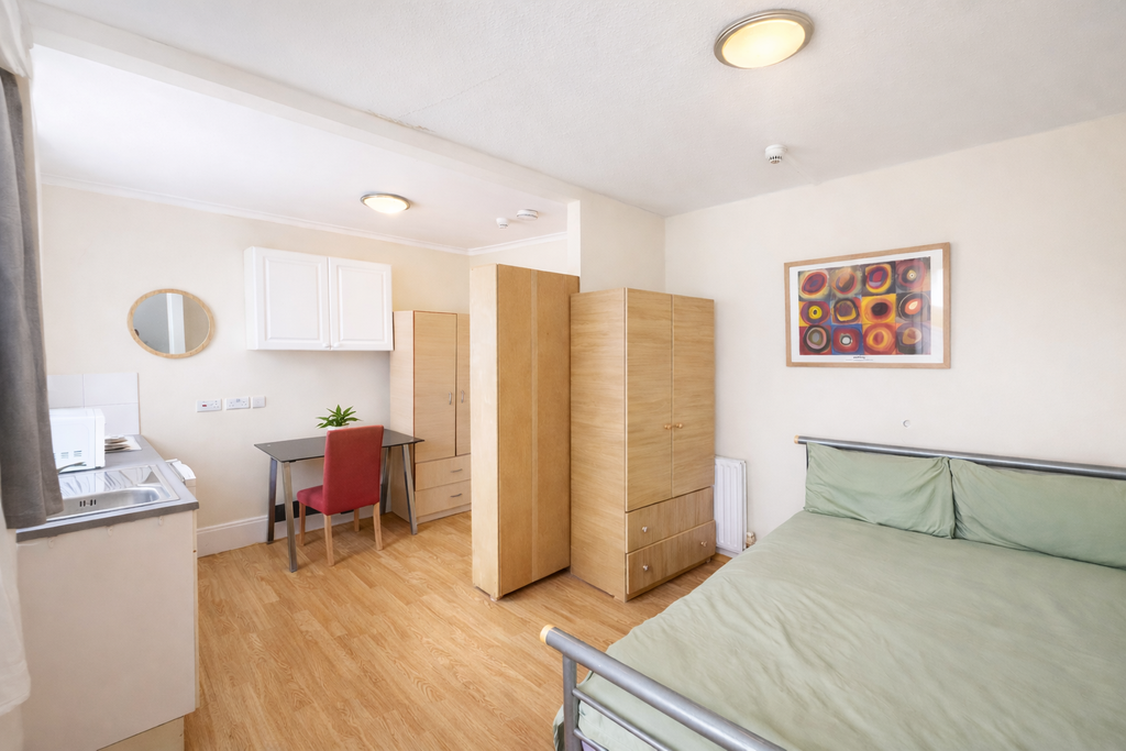 Property photo 1 of 12