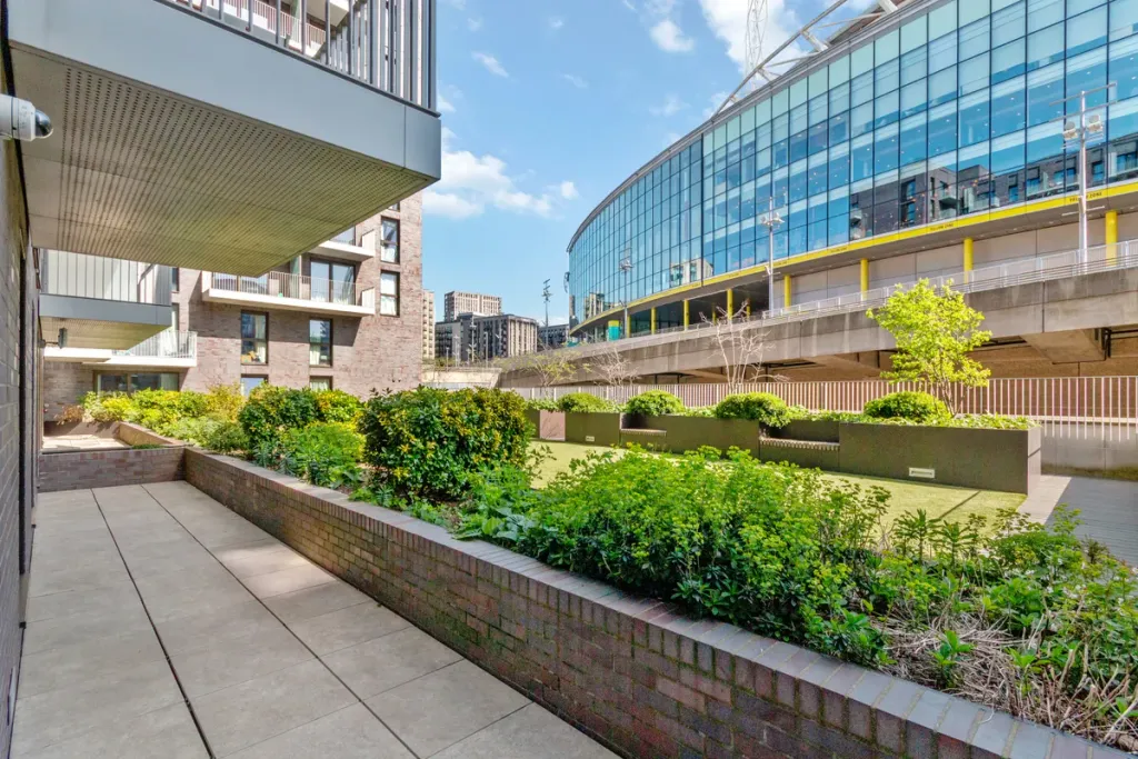 Property photo 3 of 21