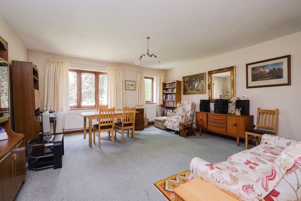 Property photo 2 of 8 Picture No. 01