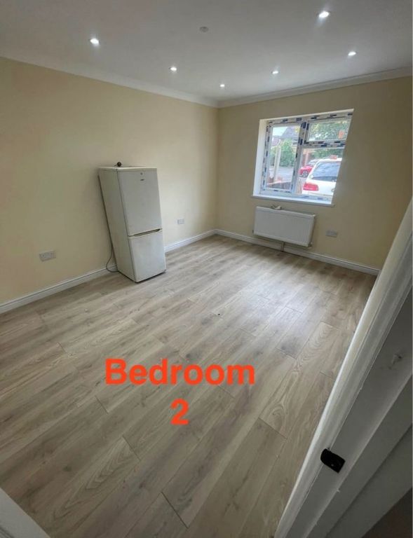 Property photo 1 of 5 Bedroom
