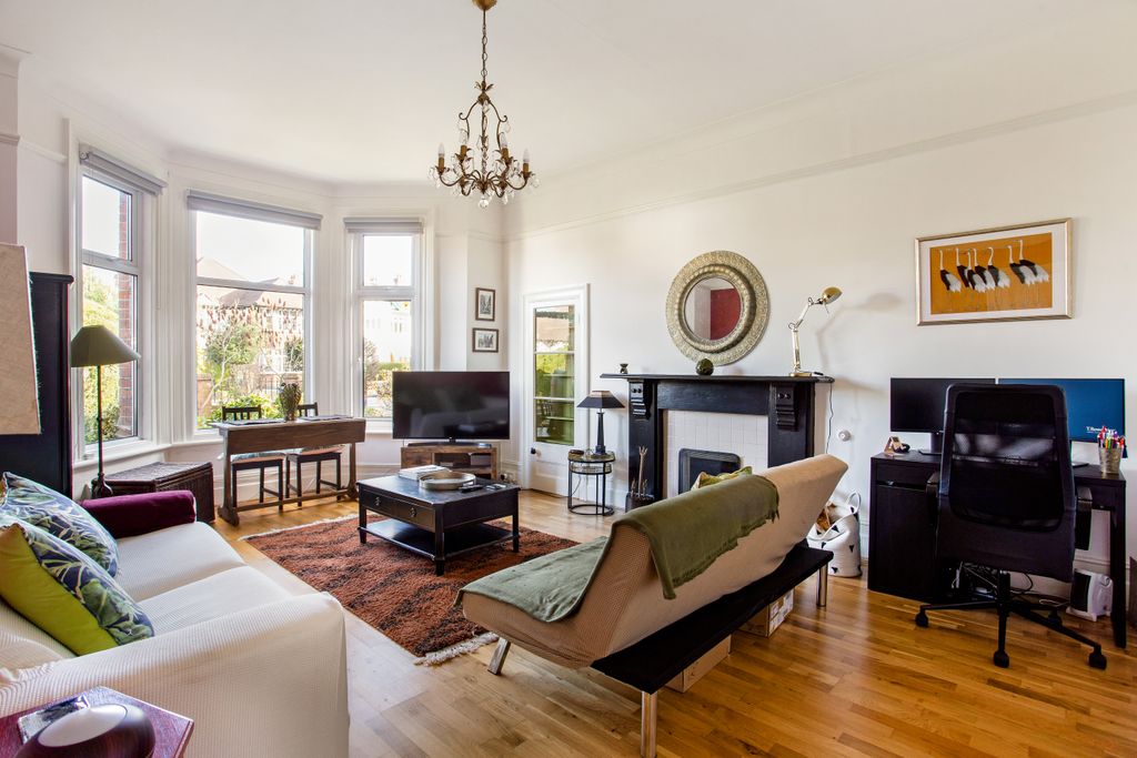 Property photo 1 of 18 1 274297 (4)