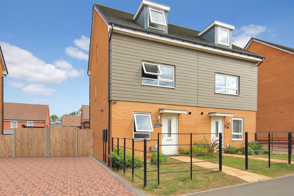 Property photo 1 of 15 Front1.Jpg
