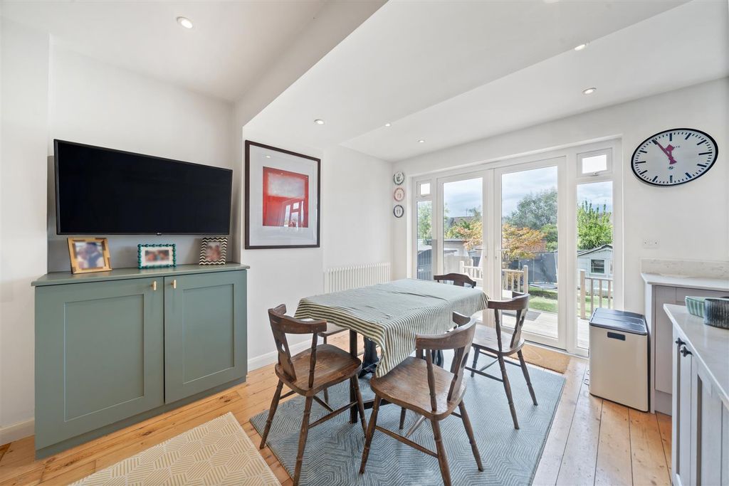 Property photo 3 of 12 Churston Drive