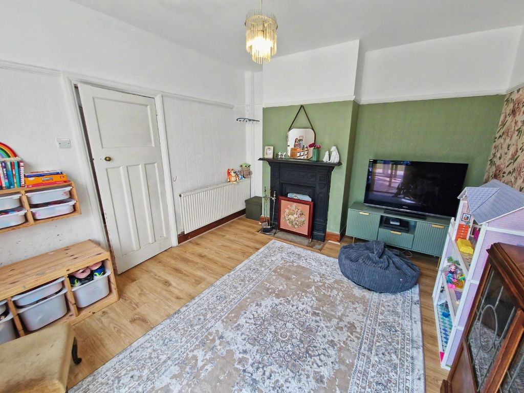 Property photo 3 of 20