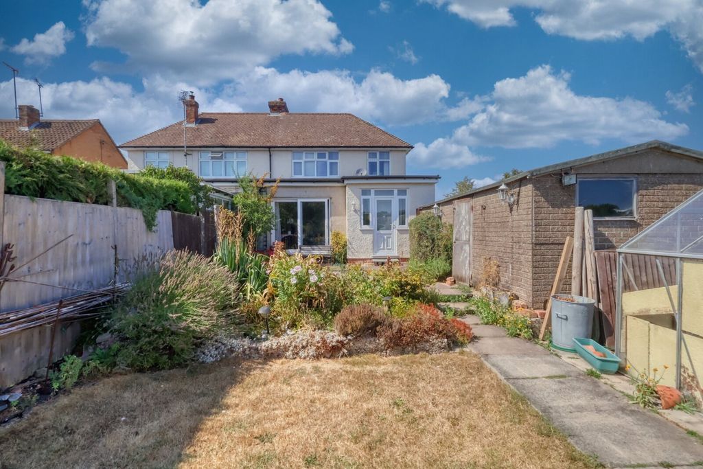 Property photo 3 of 17 Picture No. 23