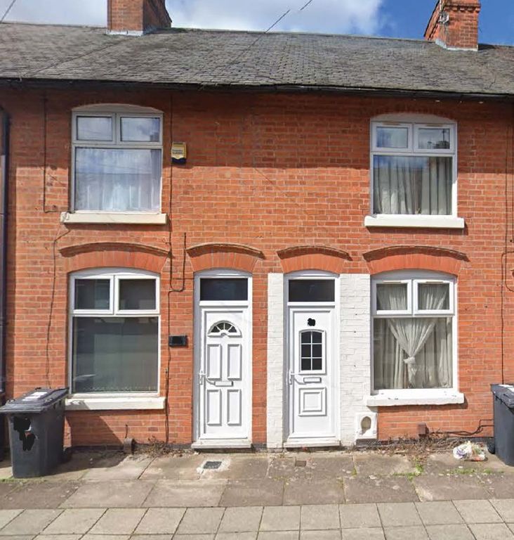 Property photo 1 of 8