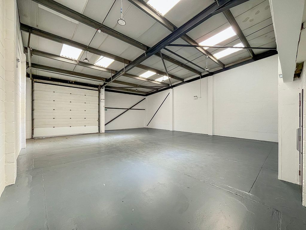 Property photo 2 of 12
