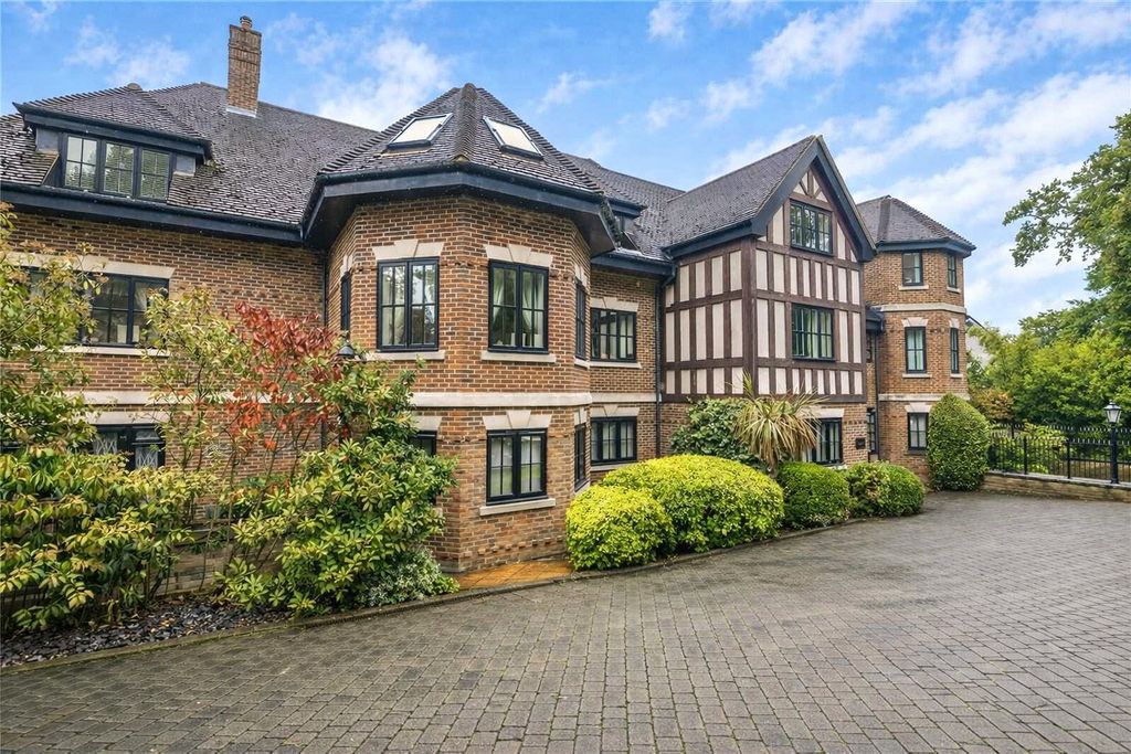 Additional image 25 of 3 bed flat for saleCockfosters Road, Barnet EN4