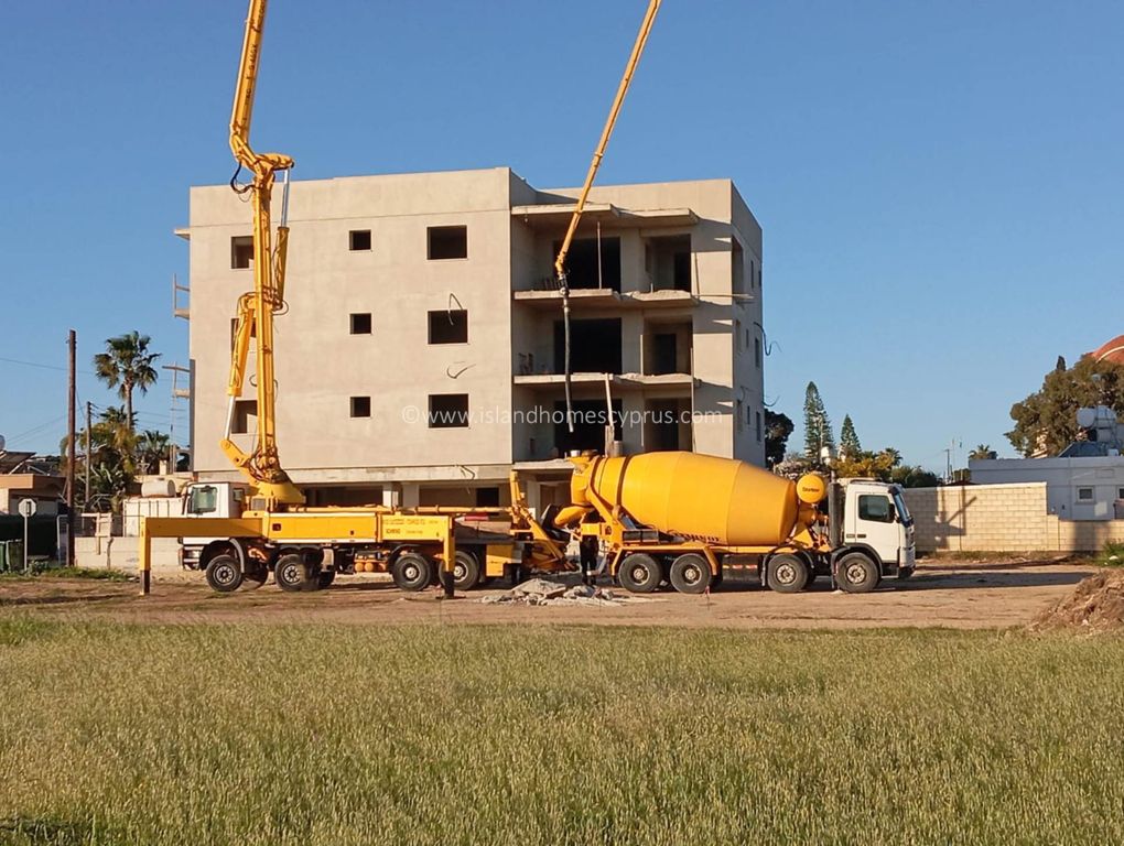 Property photo 2 of 6