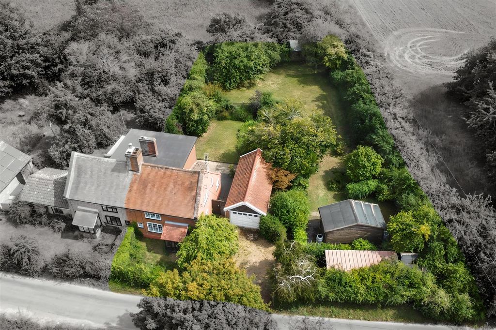 Property photo 1 of 18 Aerial