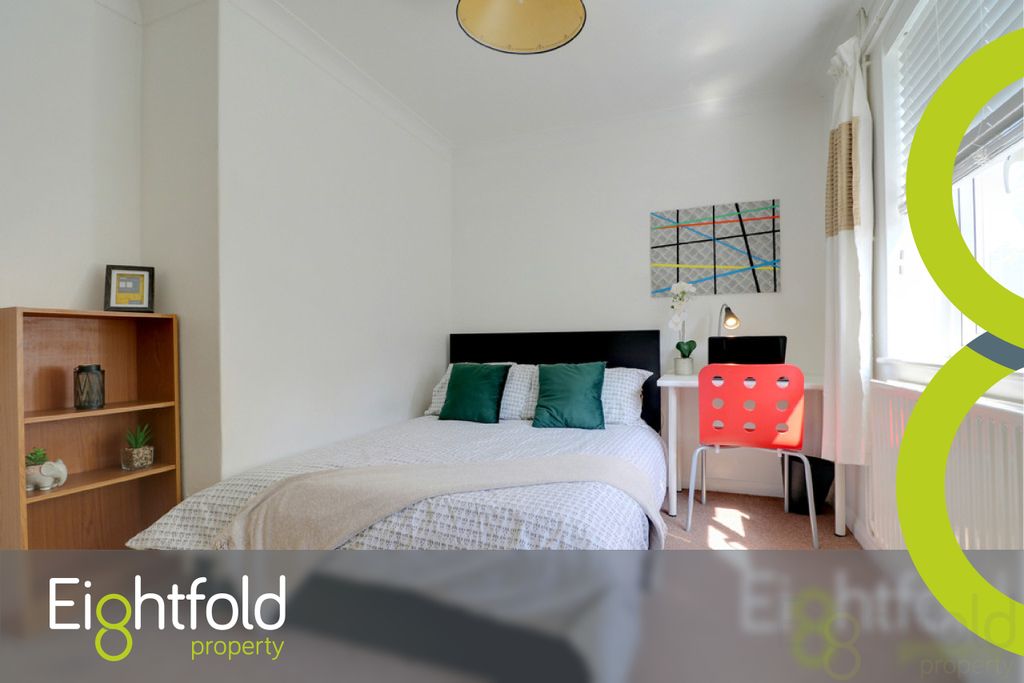 Property photo 1 of 12 Image