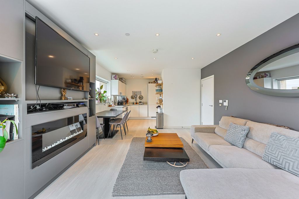 Property photo 1 of 18 Picture No. 17