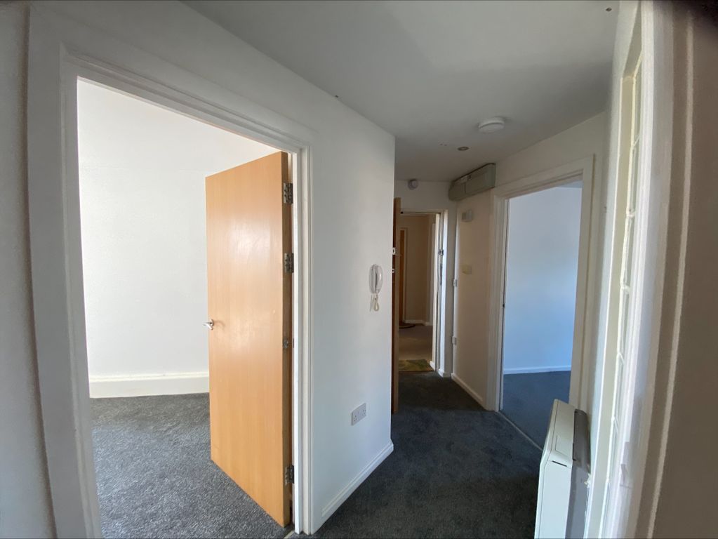 Additional image 9 of 2 bed flat to rentPentre Doc Y Gogledd, Llanelli SA15