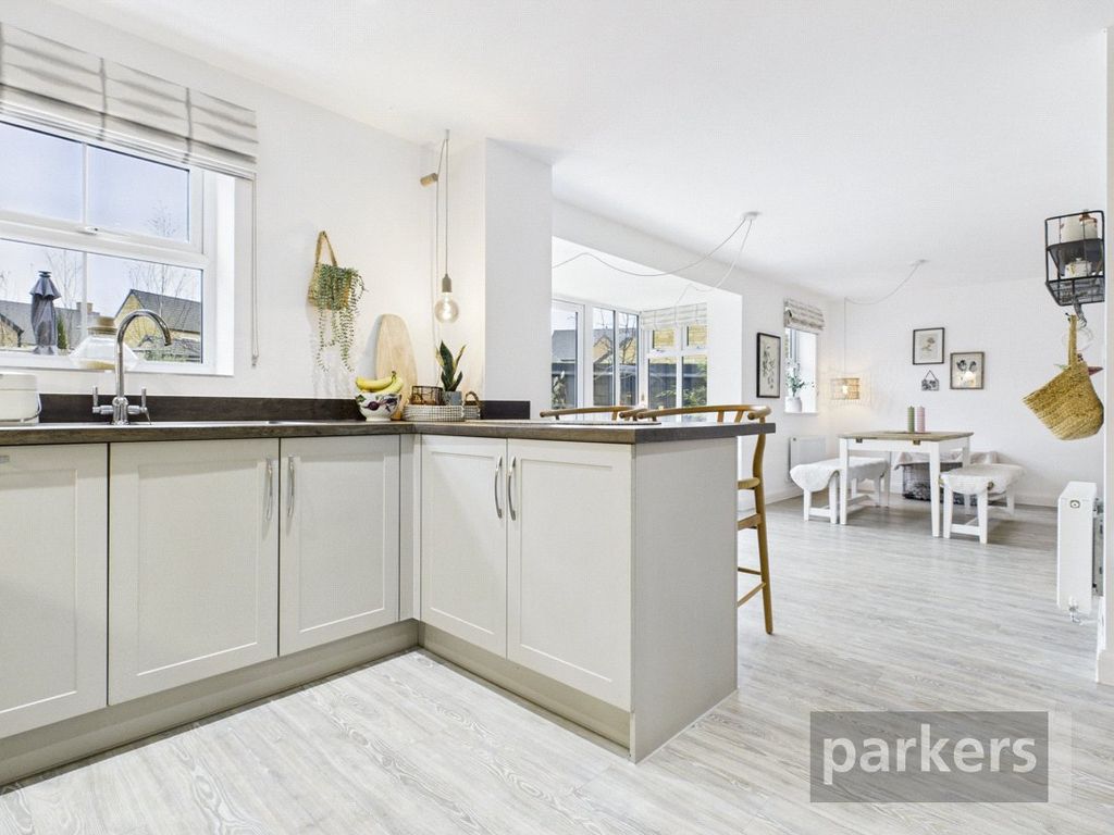 Property photo 2 of 44 Kitchen