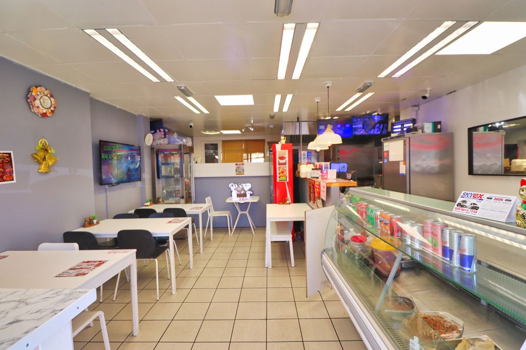 Property photo 2 of 6