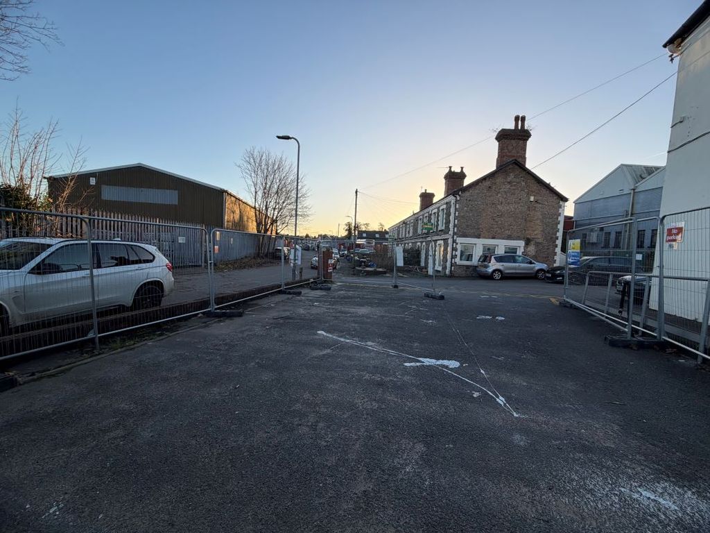 Property photo 3 of 3