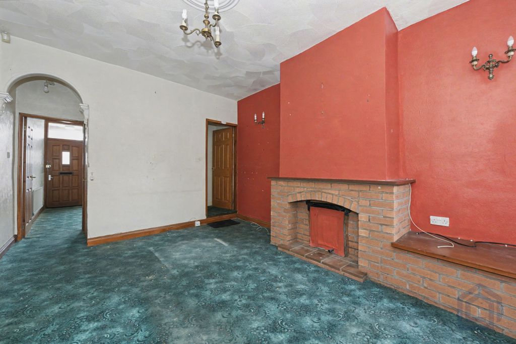 Property photo 3 of 10