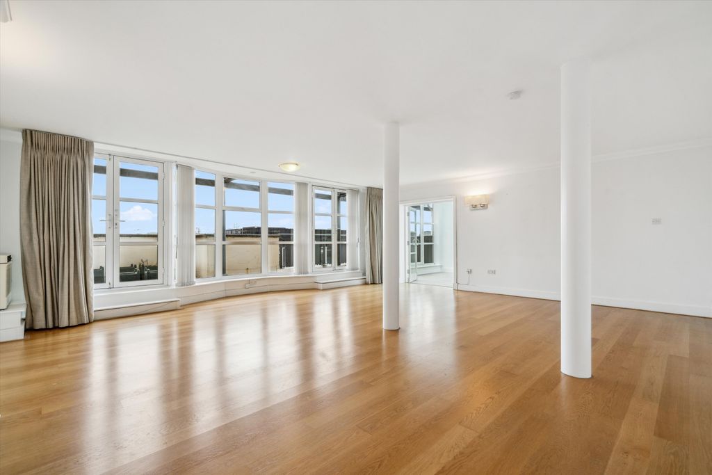 Property photo 1 of 16 Image