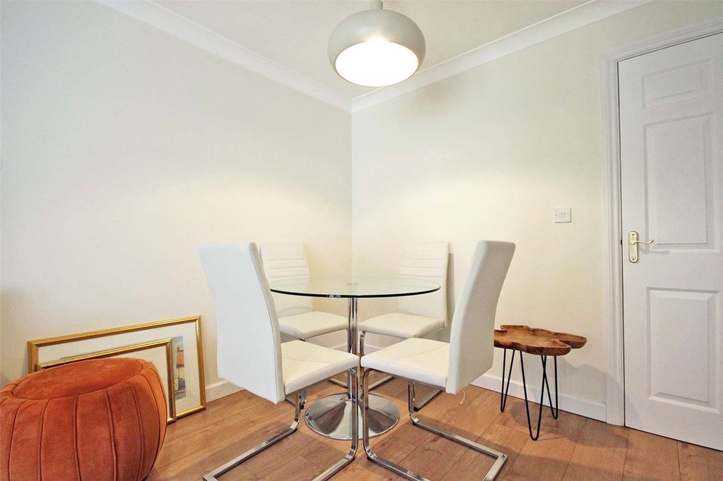 Property photo 3 of 16 Picture No. 06