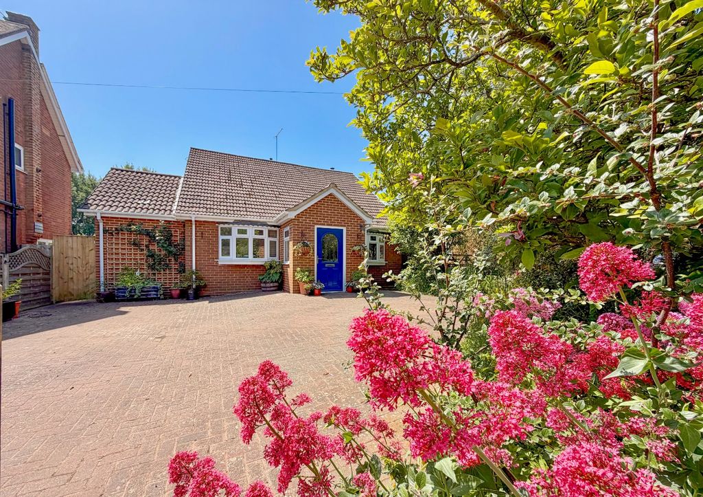 Property photo 2 of 59 5172047