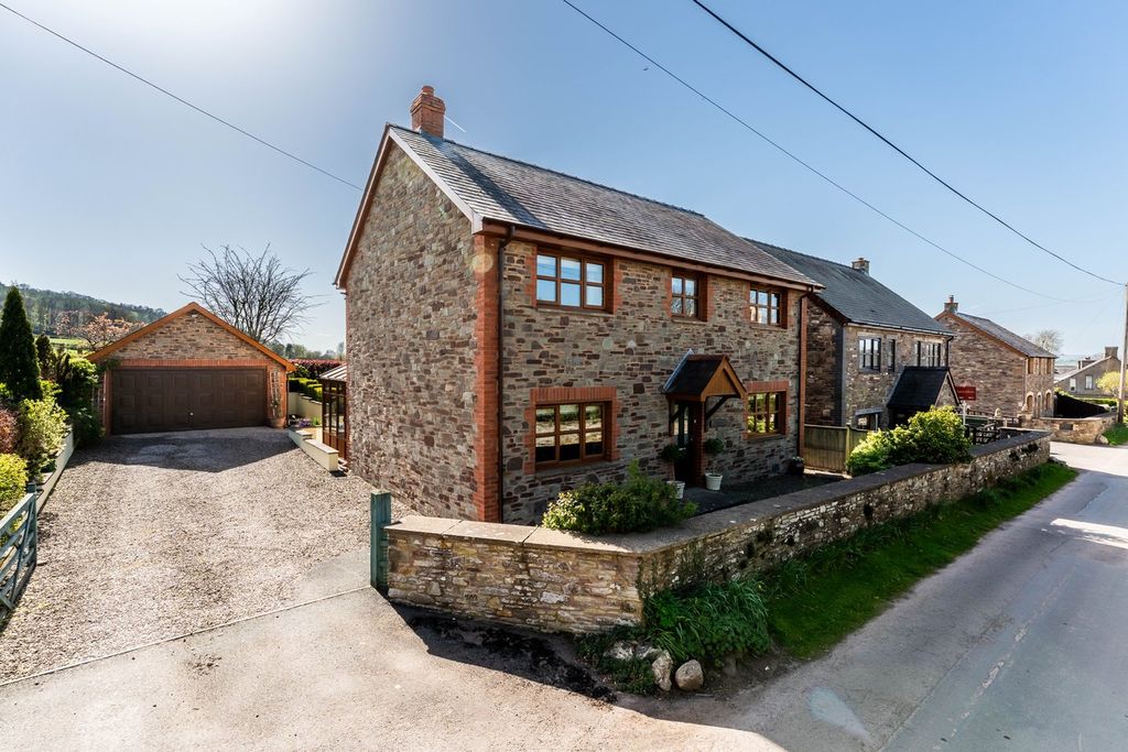 Property photo 1 of 27