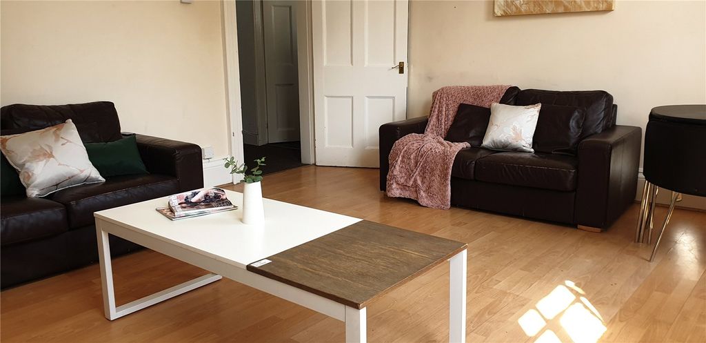 Property photo 3 of 12 Picture No. 07