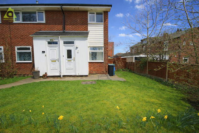Property photo 2 of 11