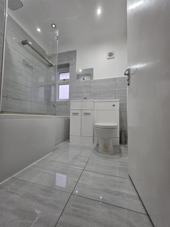 Property photo 3 of 12 Whatsapp Image 2025-10-31 At 9.04.25 Pm (11).Jpeg