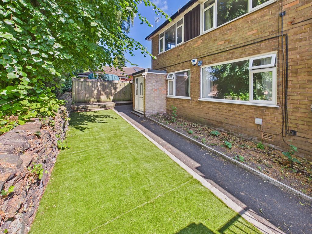 Property photo 1 of 19 Cam04789G0-Pr0104-Still013
