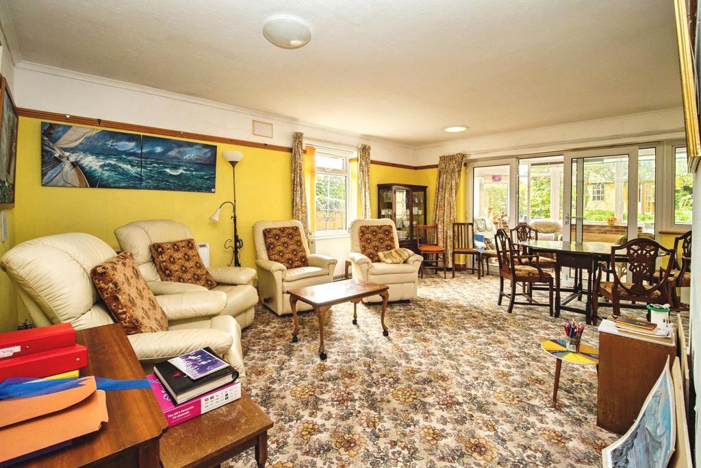 Property photo 3 of 20 Pbox-Img.Jpg