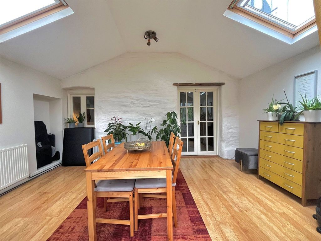 Property photo 3 of 18 Picture No. 11
