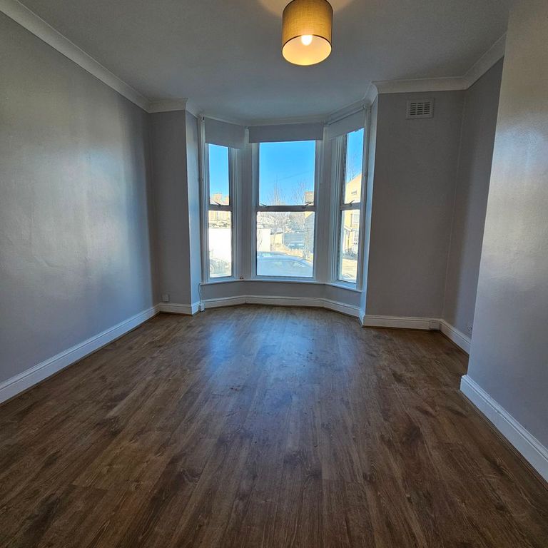 Property photo 1 of 6 Reception Room