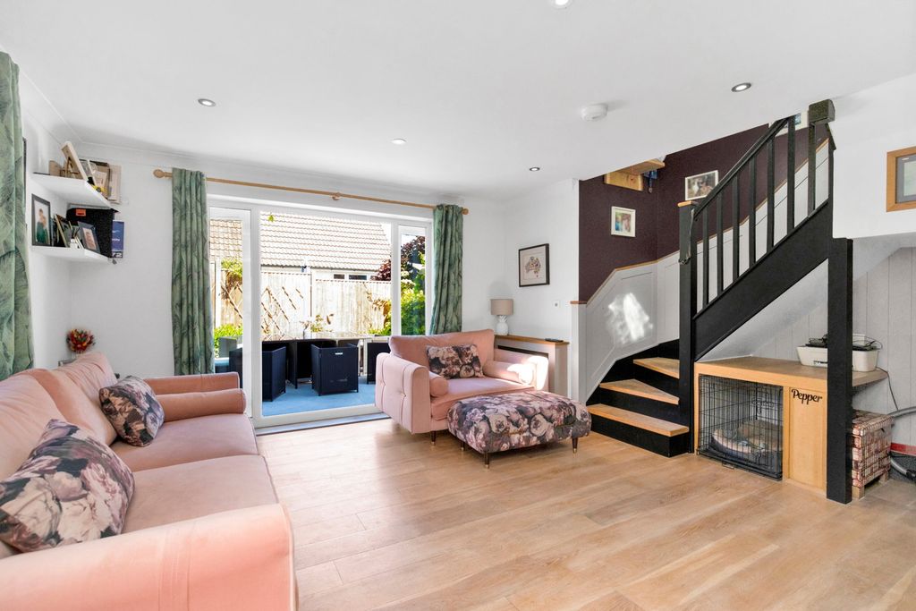 Additional image 6 of 3 bed detached house for saleAlma Road, Bordon GU35