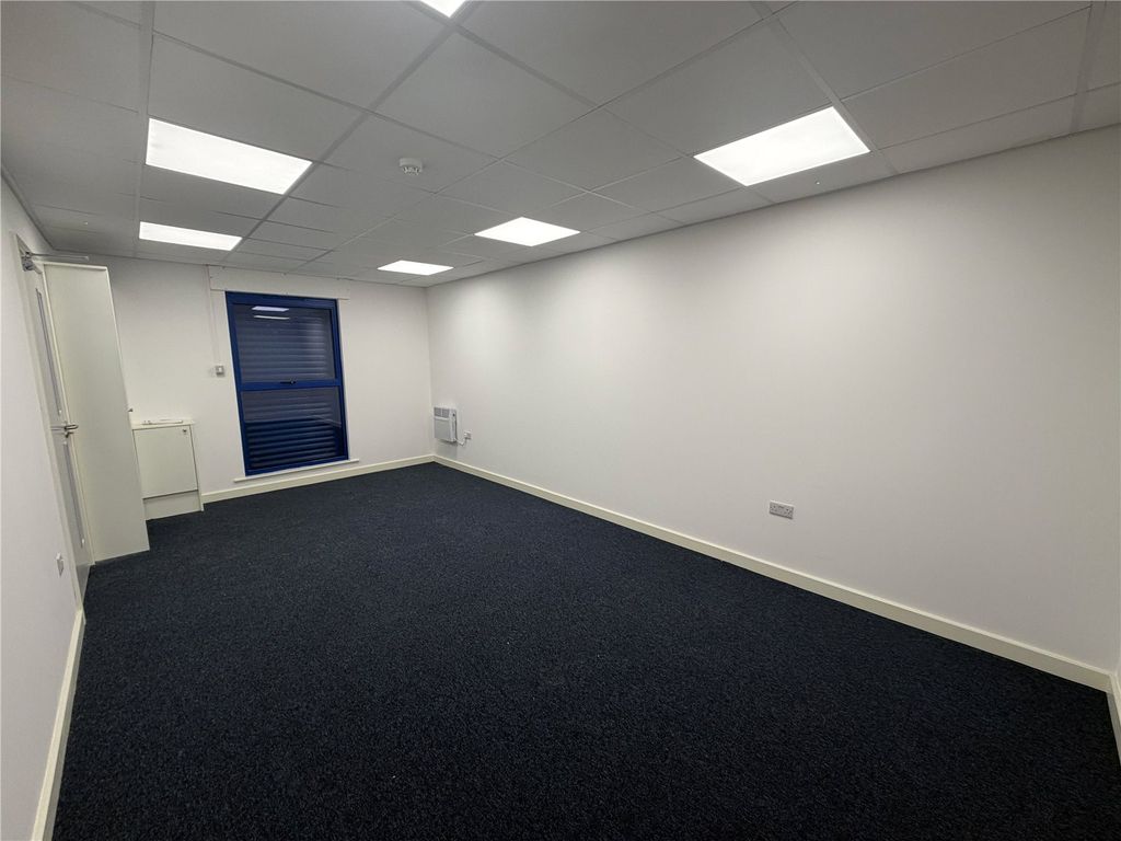 Property photo 3 of 6 Picture No. 05