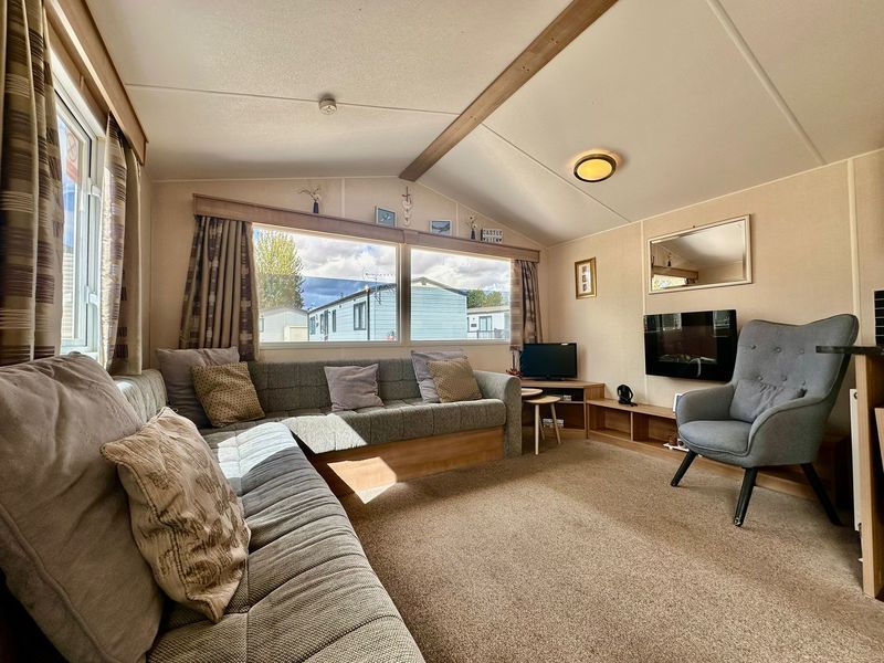 Property photo 3 of 7 Photo 6