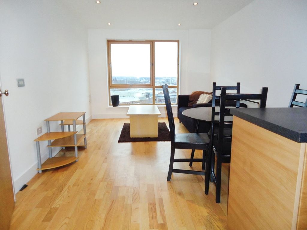 Property photo 3 of 8 Picture No. 08