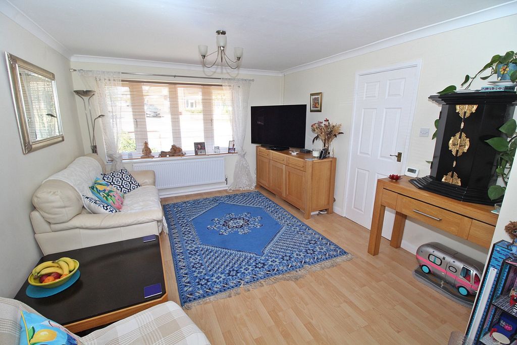 Property photo 2 of 14 5123573