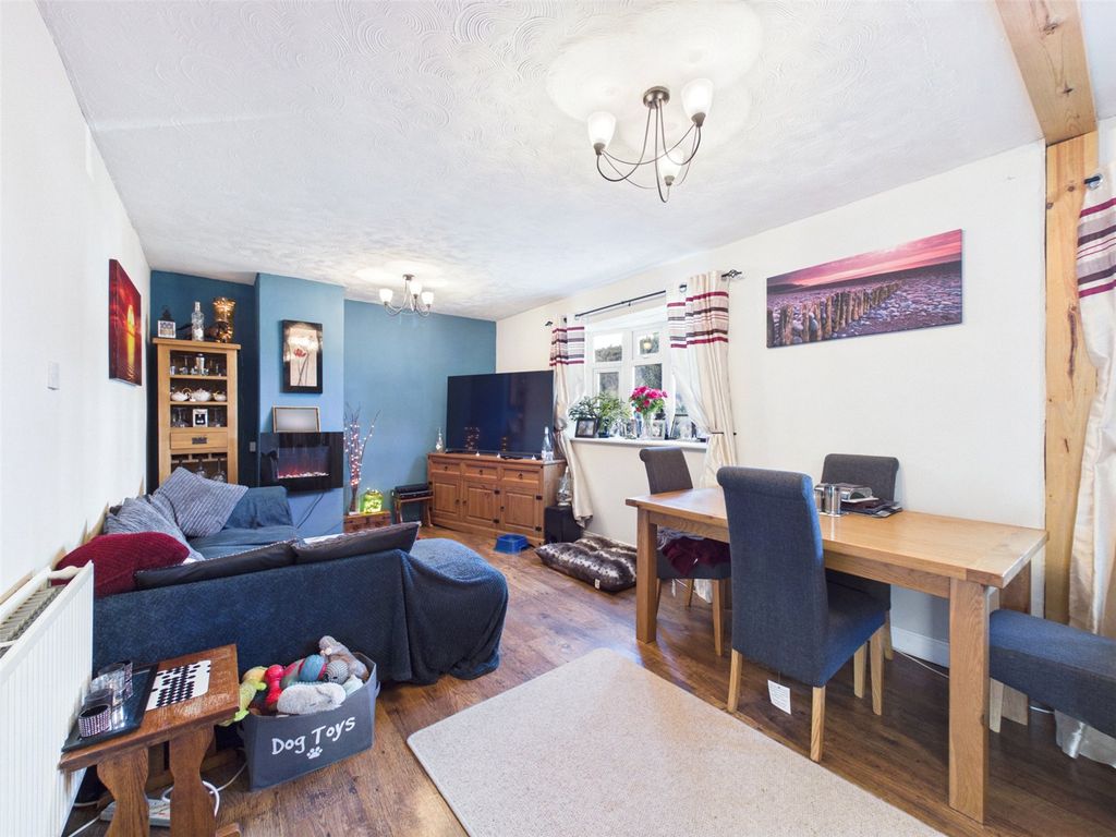 Property photo 2 of 16 Picture No. 10