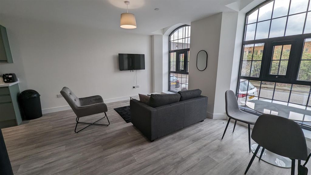 Property photo 2 of 10 Pxl_20240326_143925027