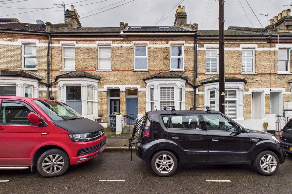 Property photo 2 of 12 Picture No. 01