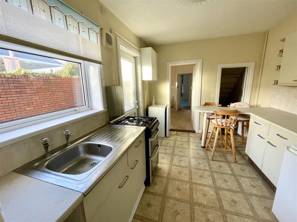 Property photo 3 of 15 Image00015.Jpeg