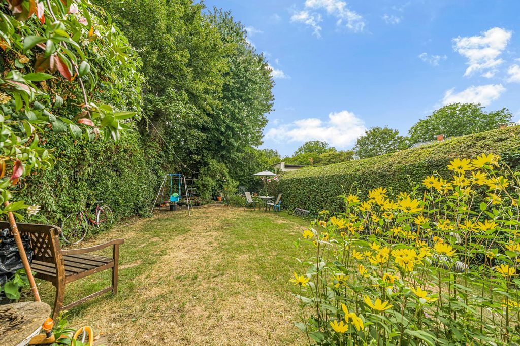 Property photo 3 of 10