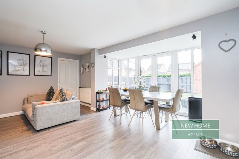 Property photo 3 of 25 Photo 14