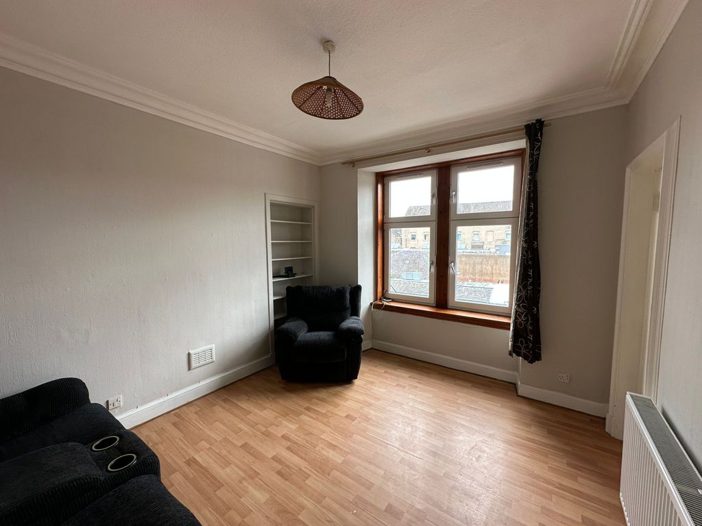 Property photo 2 of 11 Gallery