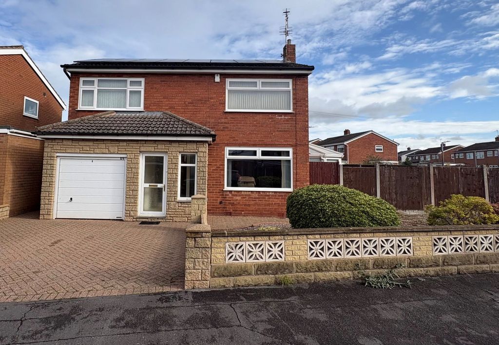 Property photo 1 of 36