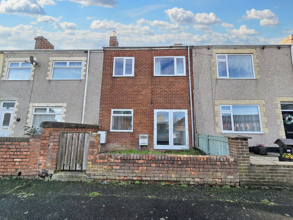 Property photo 1 of 16