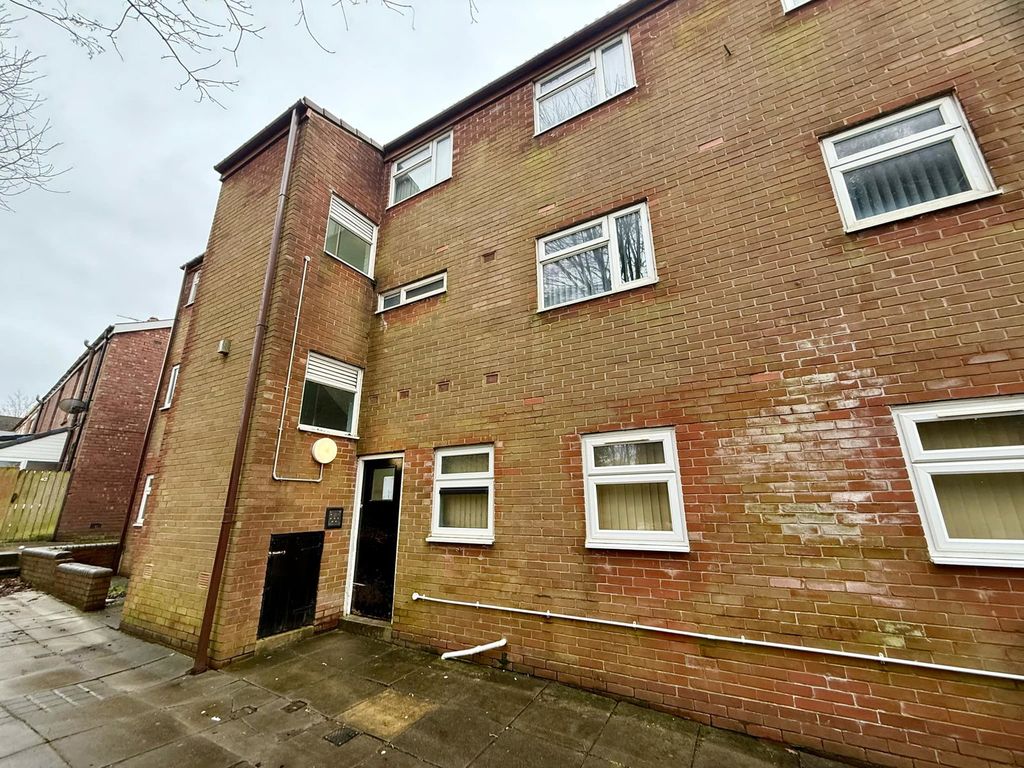 Property photo 1 of 15