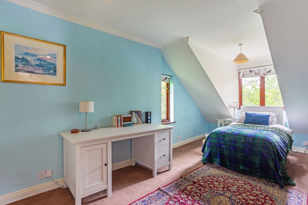 Additional image 16 of 4 bed detached house for saleNew Way, Godalming GU7