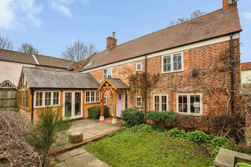 Property photo 1 of 29 Pbox-Img.Jpg